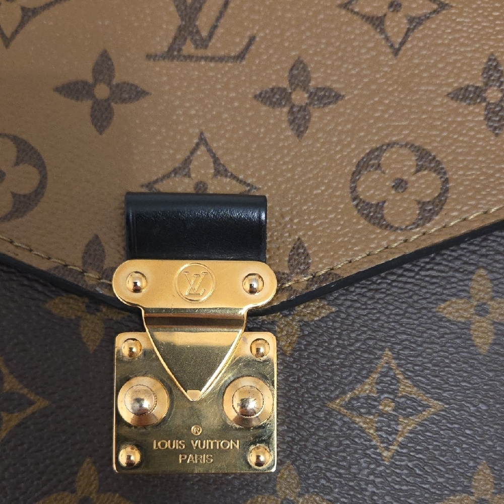 Authentic Louis Vuitton Reverse Monogram Crossbody Bag - Picture 2 of 16